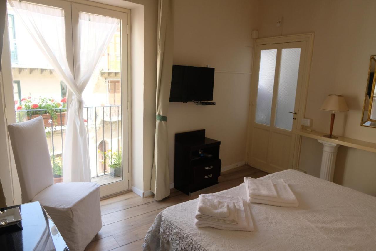 Marianna Hotel Isnello Bagian luar foto